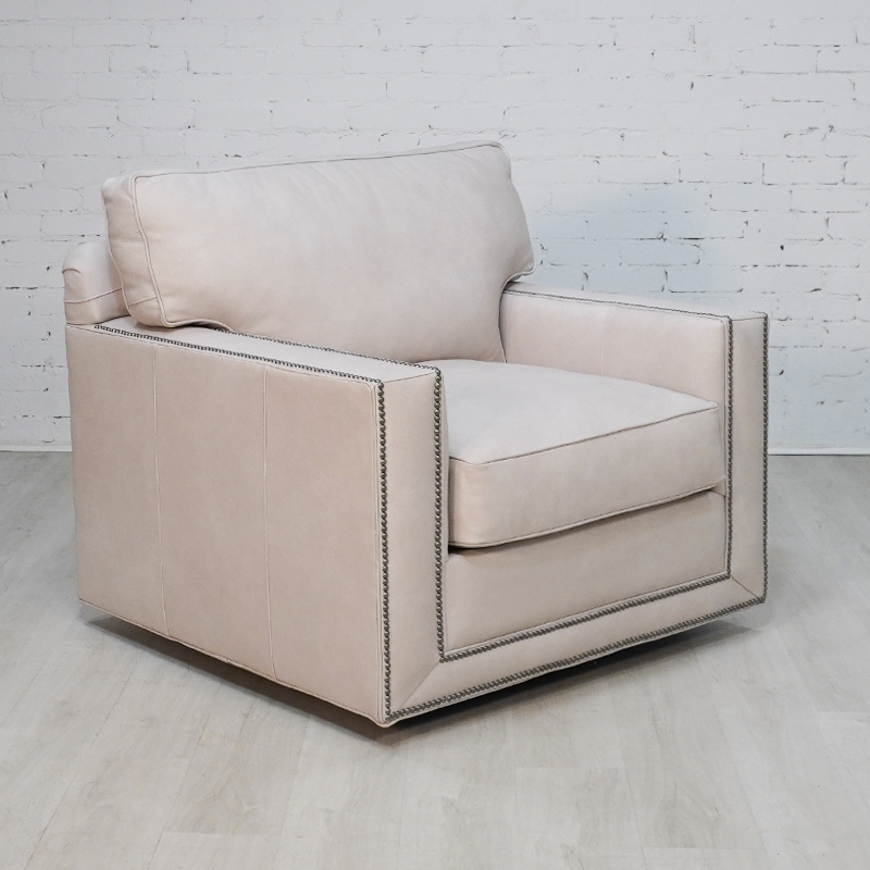 New Traditions Swivel Chair