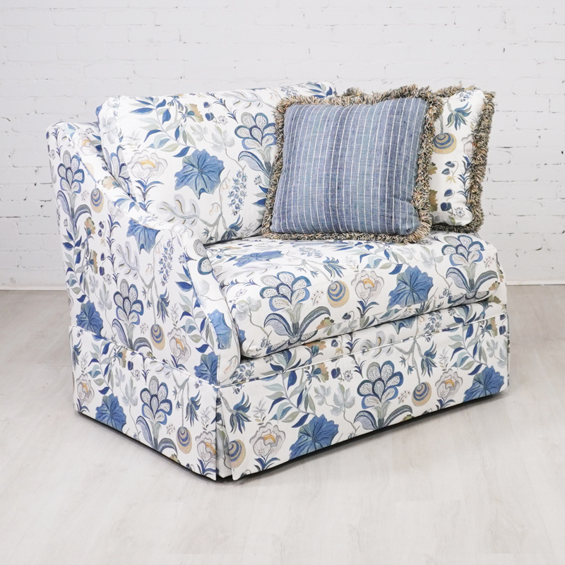 Brandy Chair 1/2