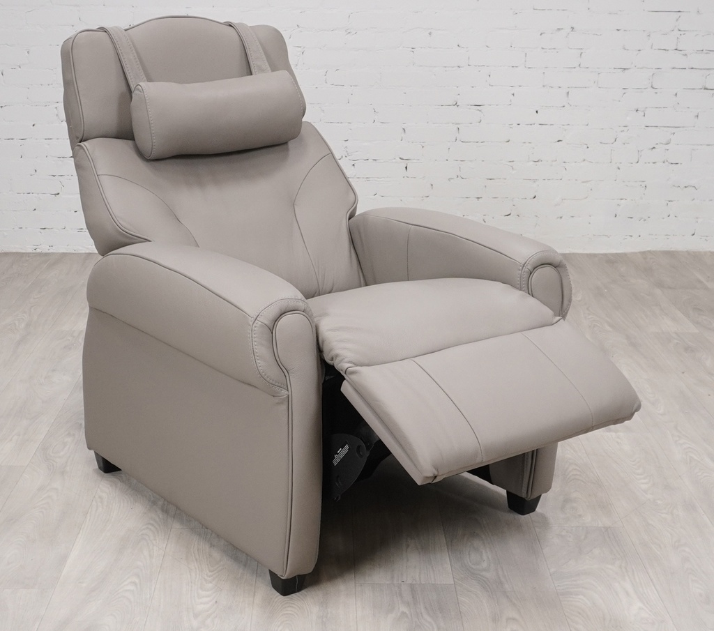 Zero Gravity Recliner
